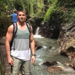 Meet your Posher, Frank